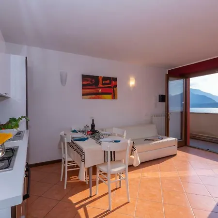Appartement Fiumelatte Sleeps 4 Wifi T790813 *