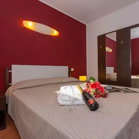 Apartamento Fiumelatte Sleeps 4 Wifi T790813 Varenna